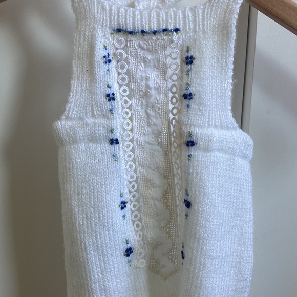 Vintage (‘81) 2pc baby outfit “floral embroidery” - Picture 3 of 7